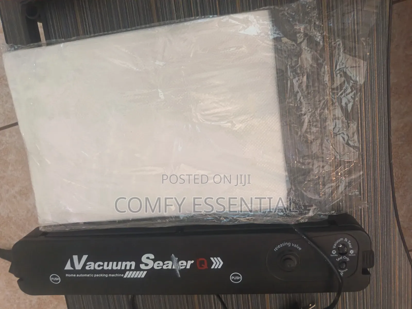 Automatic Vacuum Sealing Machine