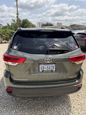 Toyota Highlander 2019 Green