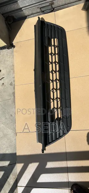 Honda Civic 2022 2023 2024 2025 Front Bumper Down Grill