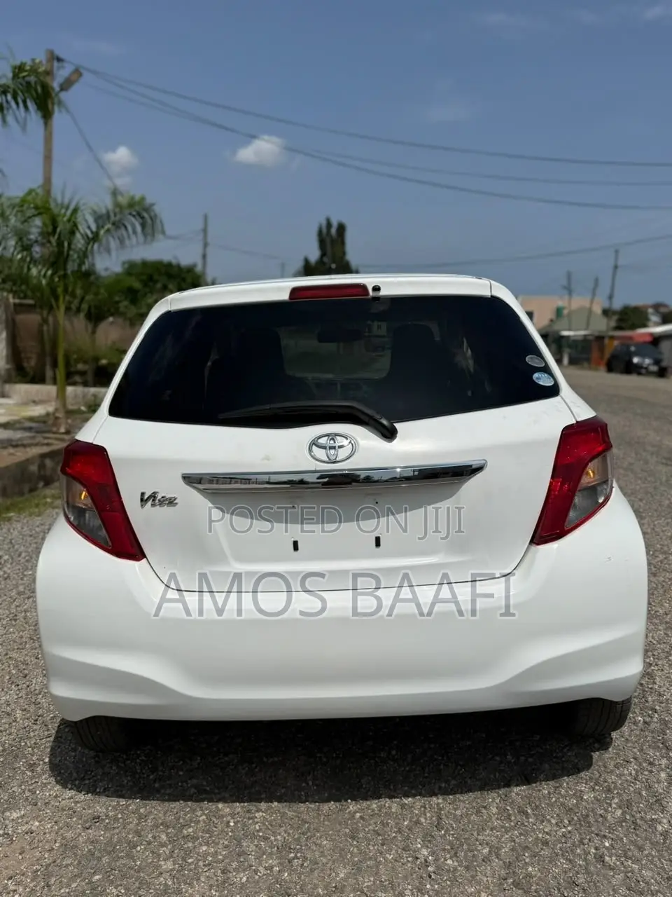 Toyota Vitz 2011 White