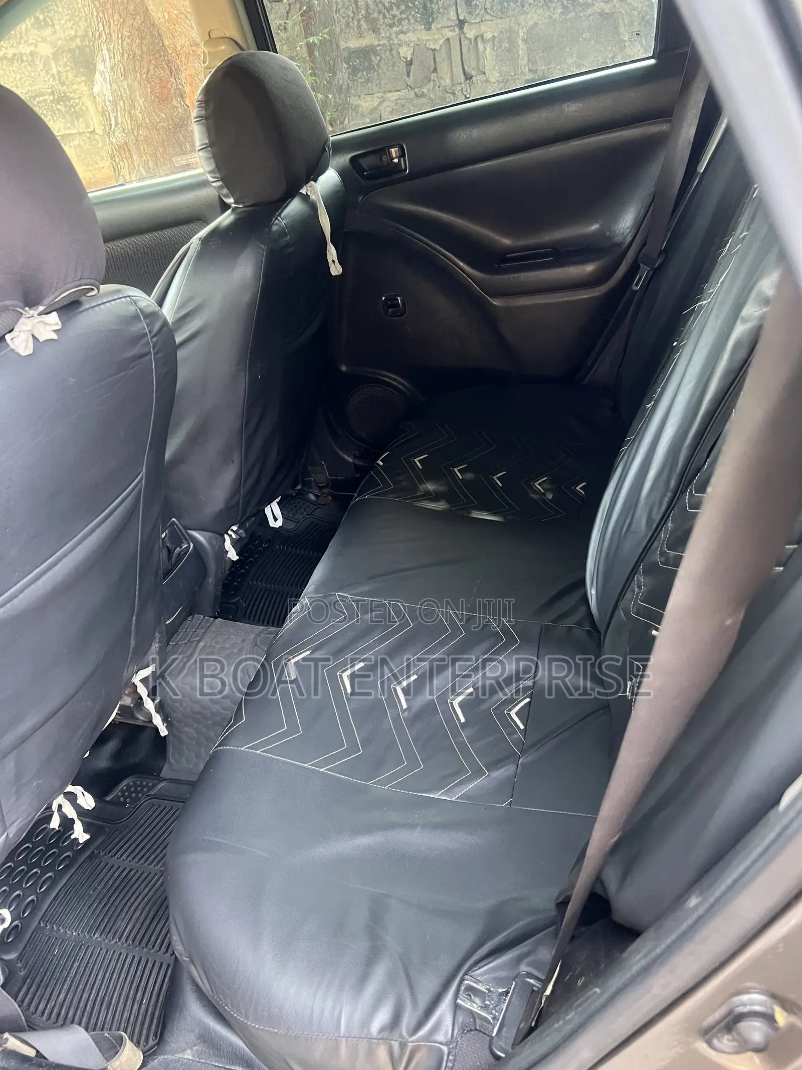 Pontiac Vibe 2008 Brown