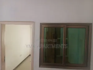 Short Stay Apartment at Amasaman Stadium Junction,Abor