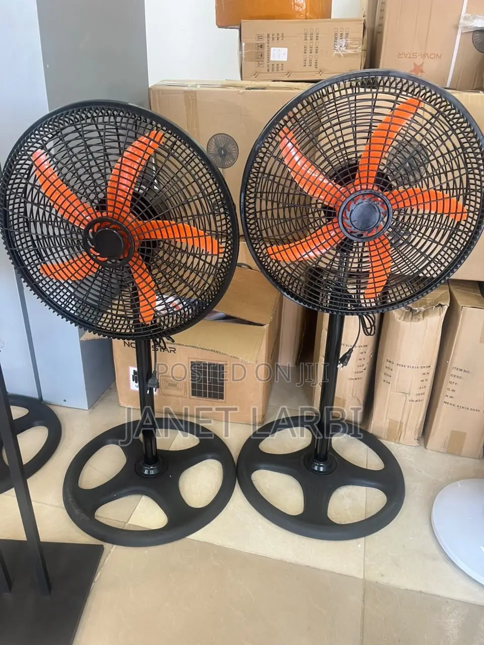 18 Inches Electric Standing Fan