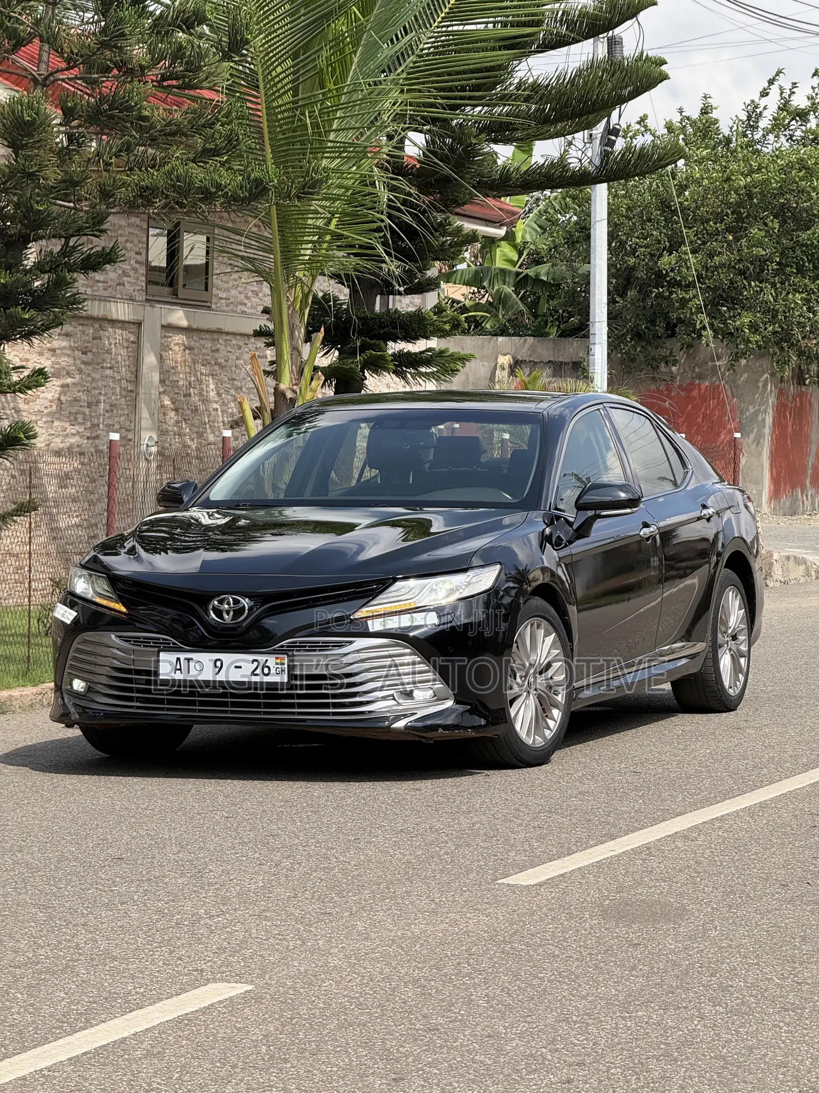 Toyota Camry XLE (2.5L 4cyl 8A) 2019 Black
