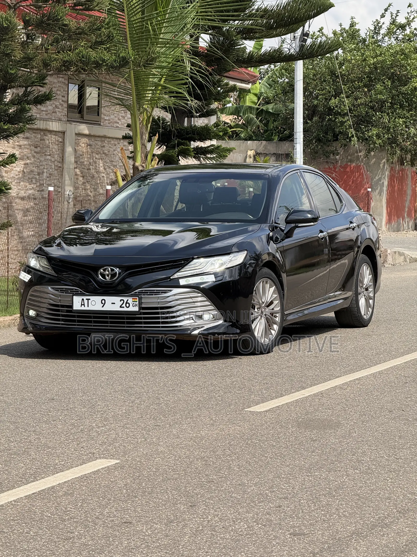 Toyota Camry XLE (2.5L 4cyl 8A) 2019 Black