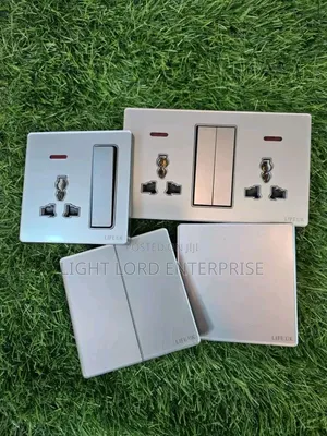 Davis UK Sliver Body Socket and Switches