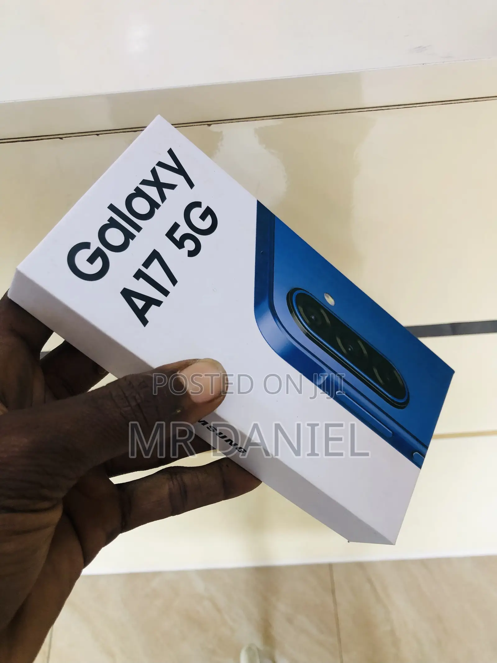 New Samsung Galaxy A17 5G 256 GB Blue