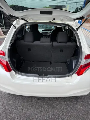 Toyota Vitz 2012