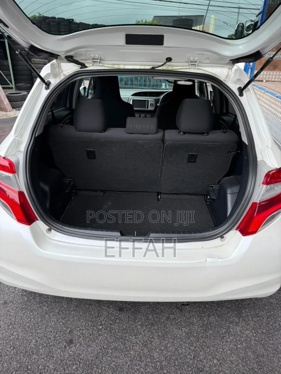 Toyota Vitz 2012