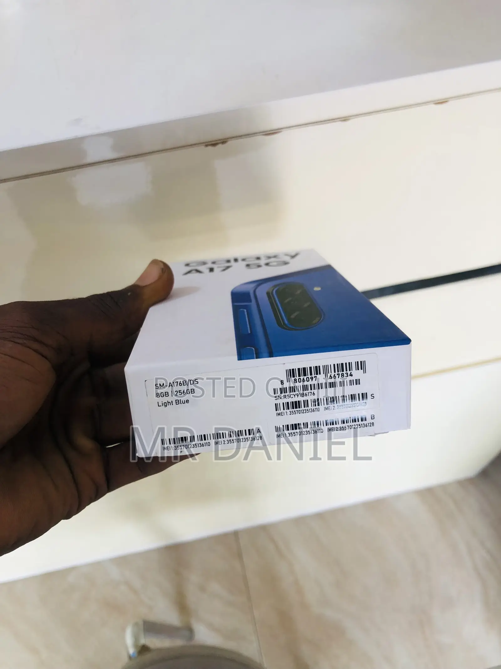 New Samsung Galaxy A17 5G 256 GB Blue