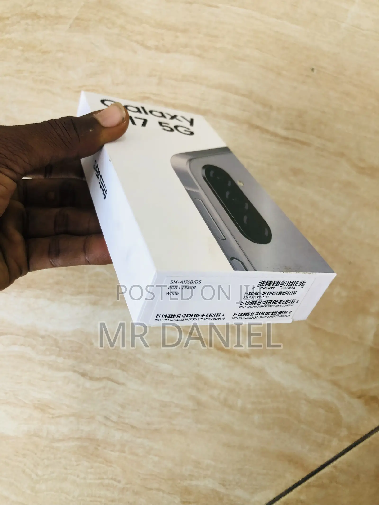 New Samsung Galaxy A17 5G 256 GB Silver