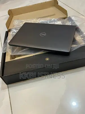 New Laptop Dell Latitude 5300 8GB Intel Core i5 SSD 256GB
