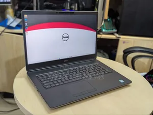 Laptop Dell Precision 7750 16GB Intel Xeon SSD 512GB