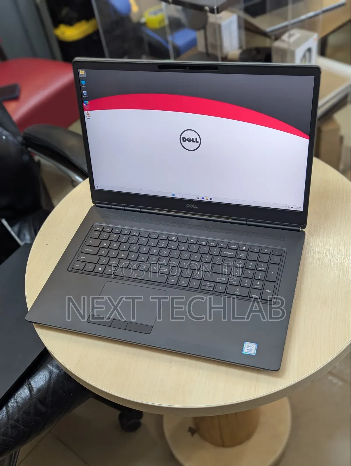Laptop Dell Precision 7750 16GB Intel Xeon SSD 512GB
