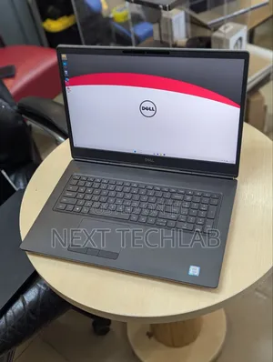 Laptop Dell Precision 7750 16GB Intel Xeon SSD 512GB