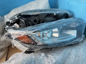 Mitsubishi Outlander 2016 2017 2018 2019 2020 2021 Headlight
