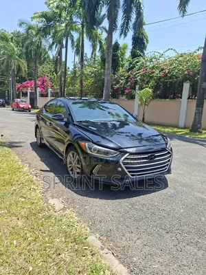 Hyundai Elantra SE Sedan FWD (2.0L 4cyl 6M) 2017 Black