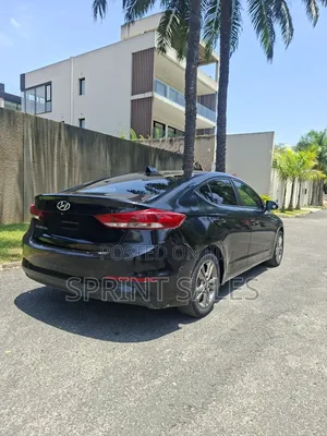 Hyundai Elantra SE Sedan FWD (2.0L 4cyl 6M) 2017 Black