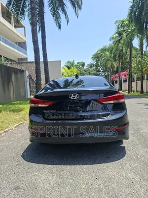 Hyundai Elantra SE Sedan FWD (2.0L 4cyl 6M) 2017 Black