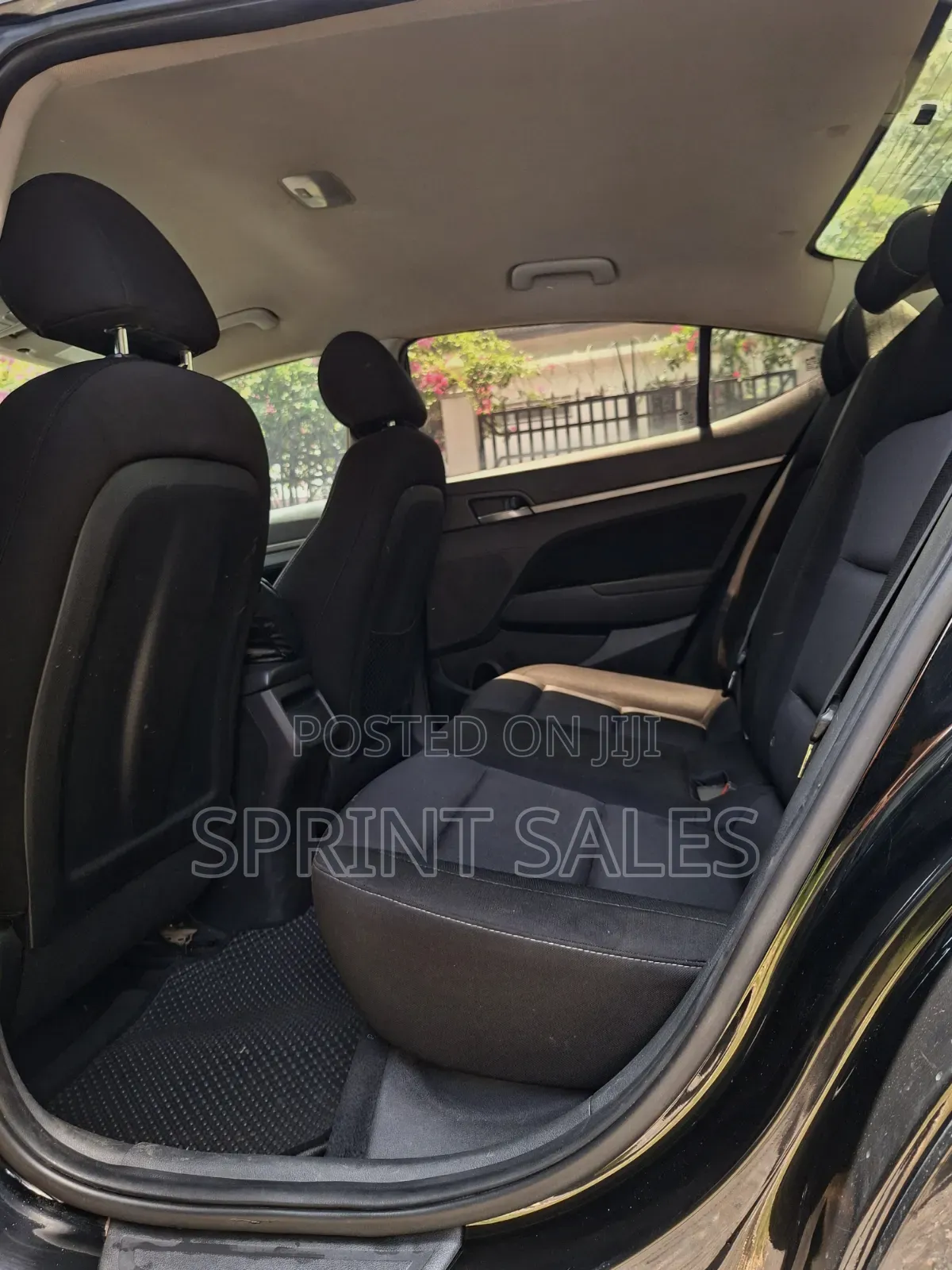 Hyundai Elantra SE Sedan FWD (2.0L 4cyl 6M) 2017 Black