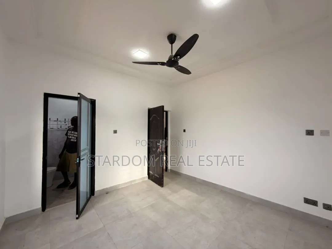 2bdrm Apartment in Ashaley Botwe, Nmai-Dzorn for rent