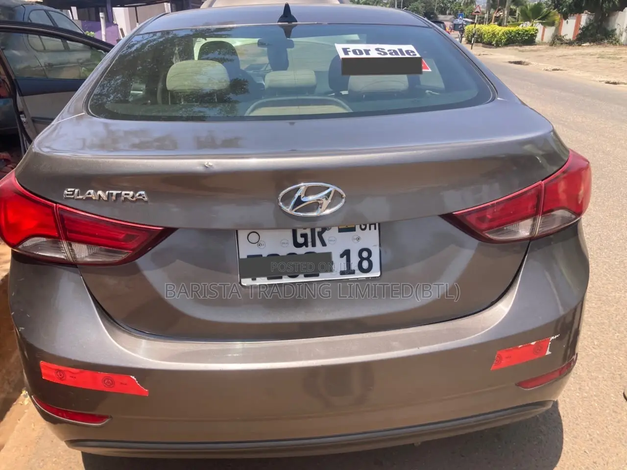 Hyundai Elantra SE 4dr Sedan (1.8L 4cyl 6M) 2014 Beige