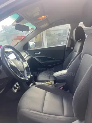 Hyundai Santa Fe GLS 4dr SUV (3.3L 6cyl 6A) 2015 Gray