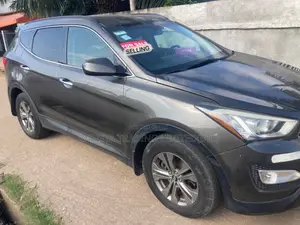 Hyundai Santa Fe GLS 4dr SUV (3.3L 6cyl 6A) 2015 Gray
