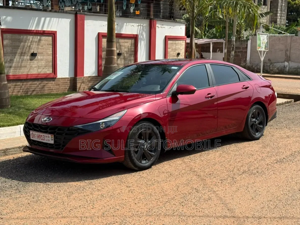 Hyundai Elantra SE 2021 Red
