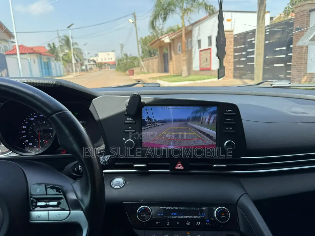 Hyundai Elantra SE 2021 Red