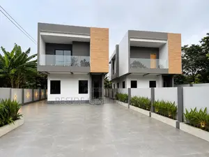 4bdrm House in Resideright, Oyarifa for sale