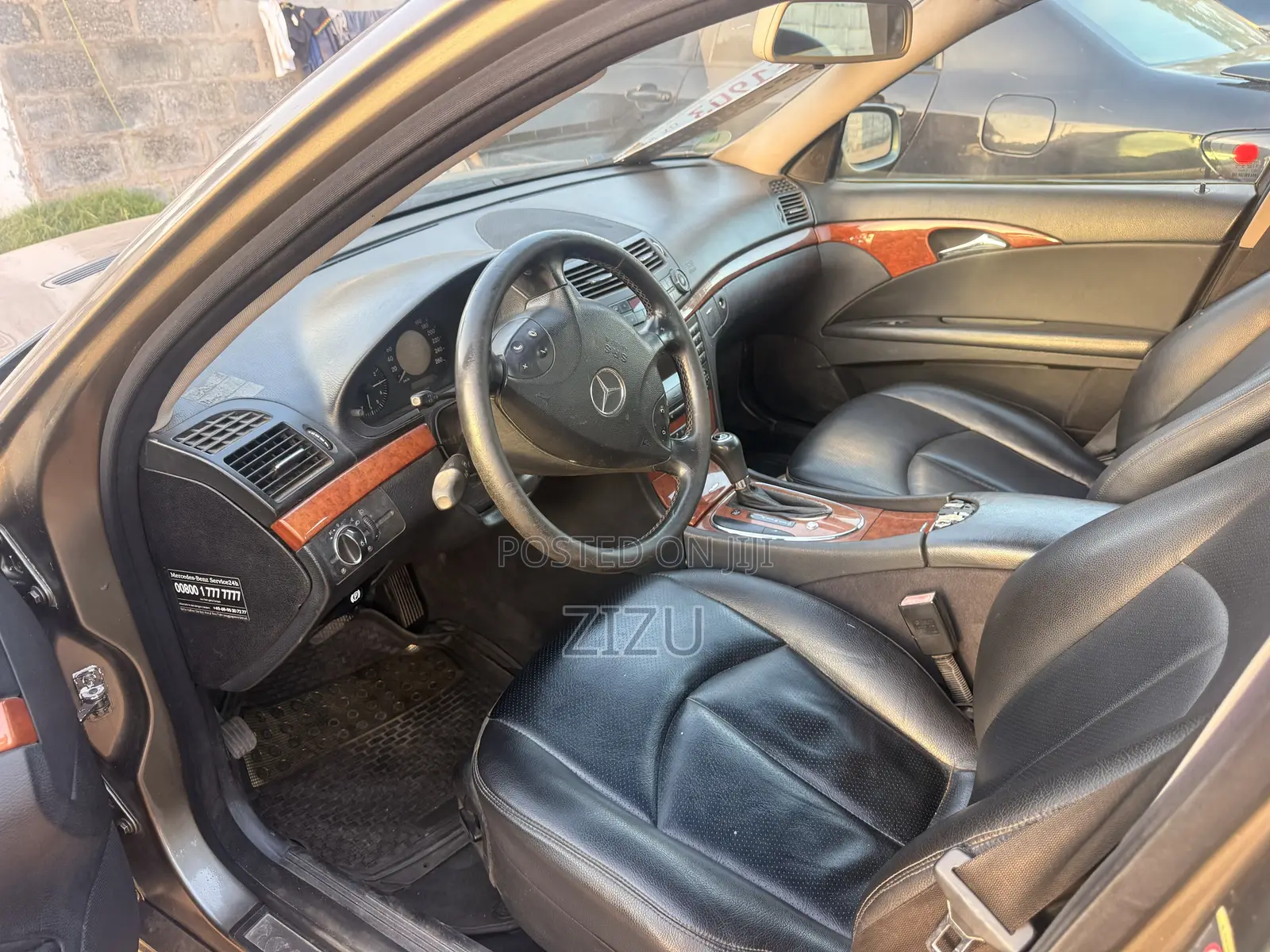 Mercedes-Benz E250 2009 Gray
