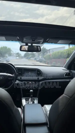 Hyundai Elantra Sport 2018 White