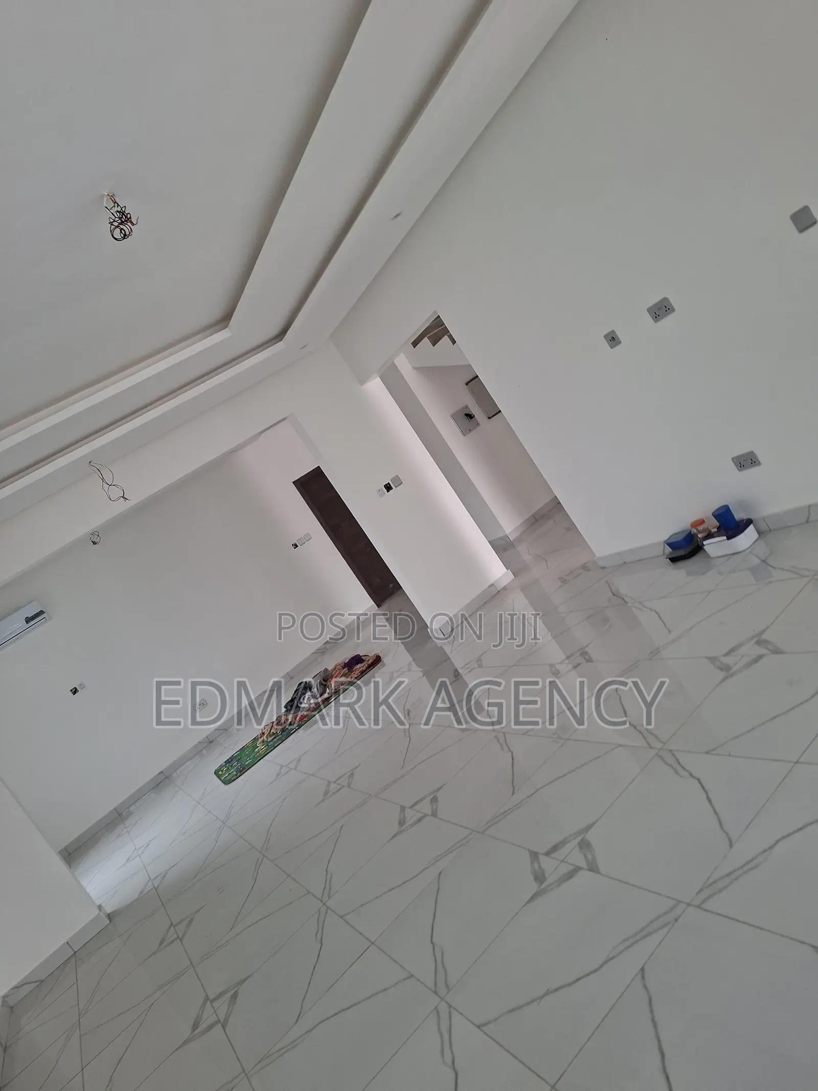 4bdrm House in Achimota, The Mall for sale
