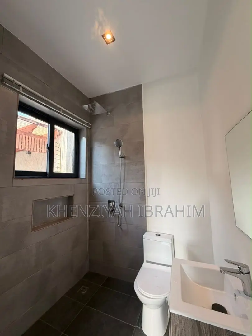 3bdrm House in Ashaley Botwe for rent