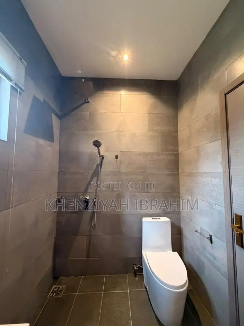3bdrm House in Ashaley Botwe for rent
