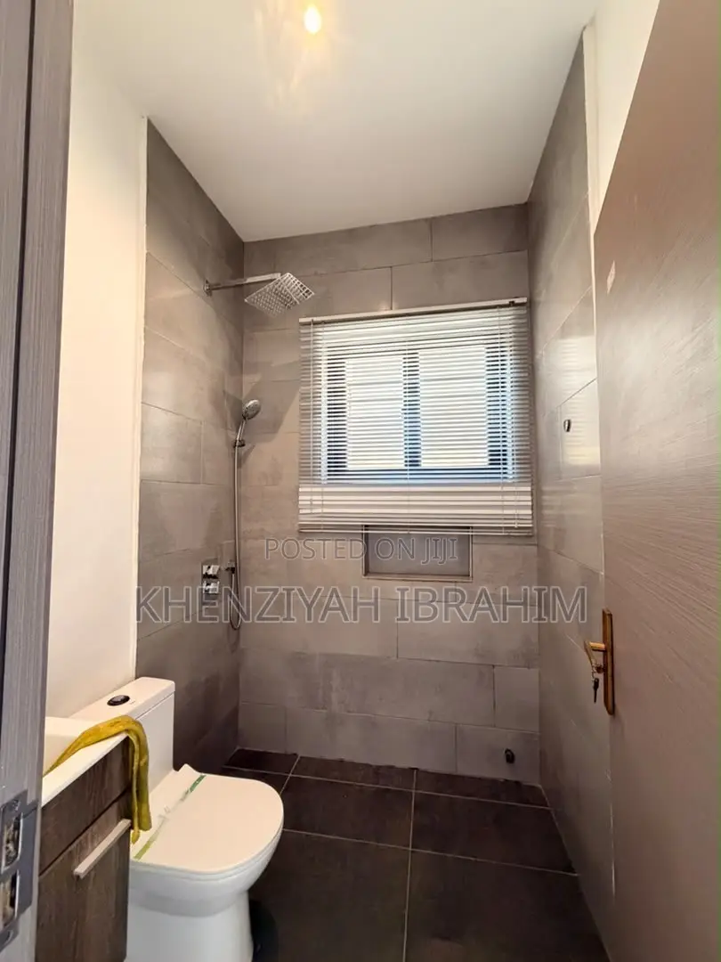 3bdrm House in Ashaley Botwe for rent
