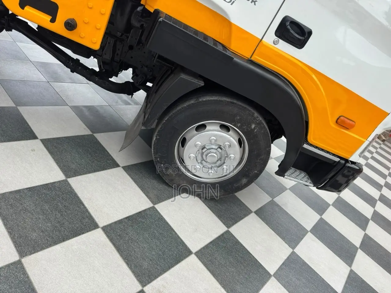 Hyundai Gold