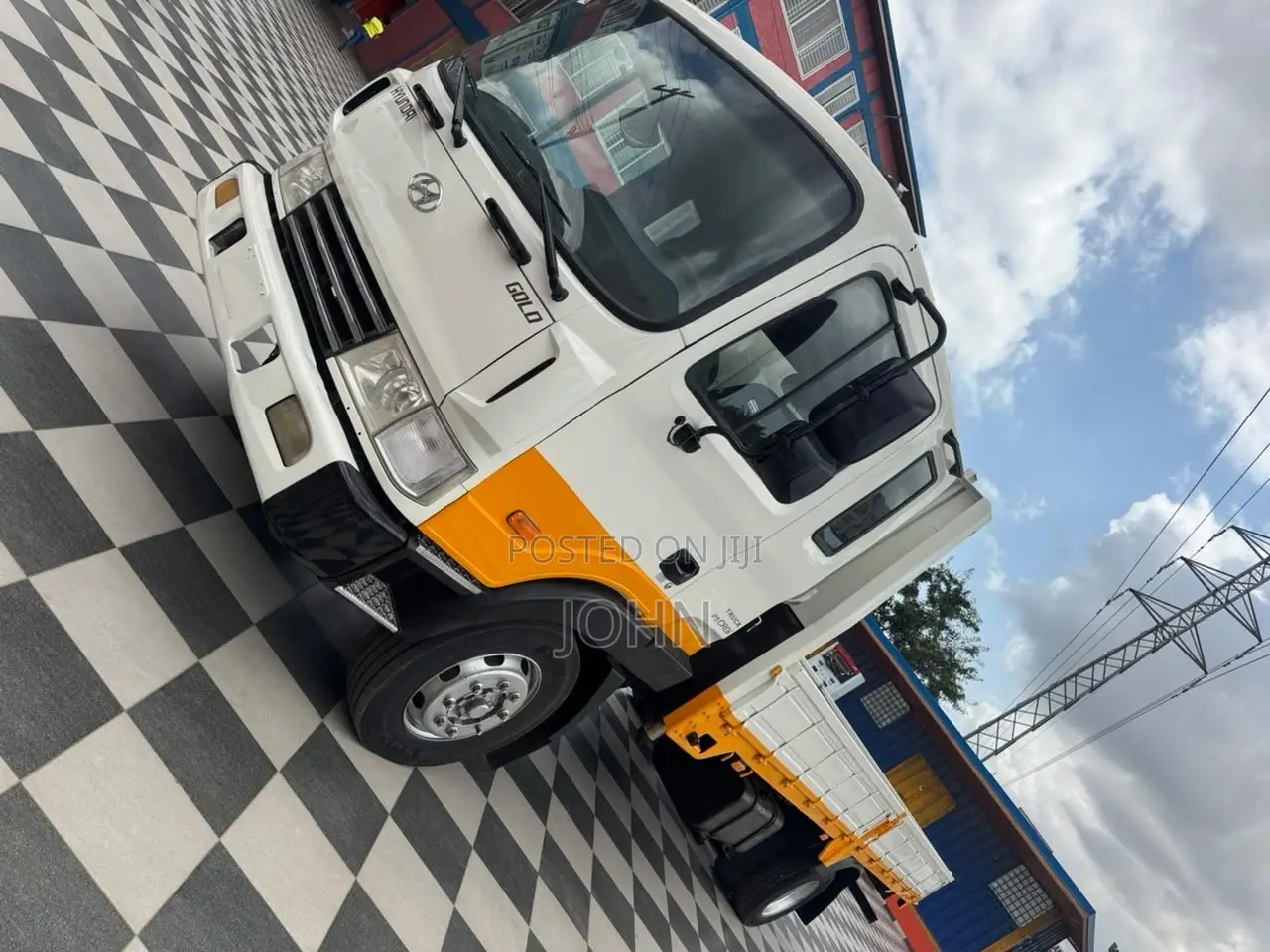 Hyundai Gold