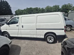 Toyota HiAce 2011 White