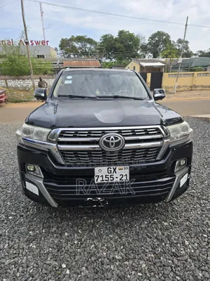 Toyota Land Cruiser 2024 Black