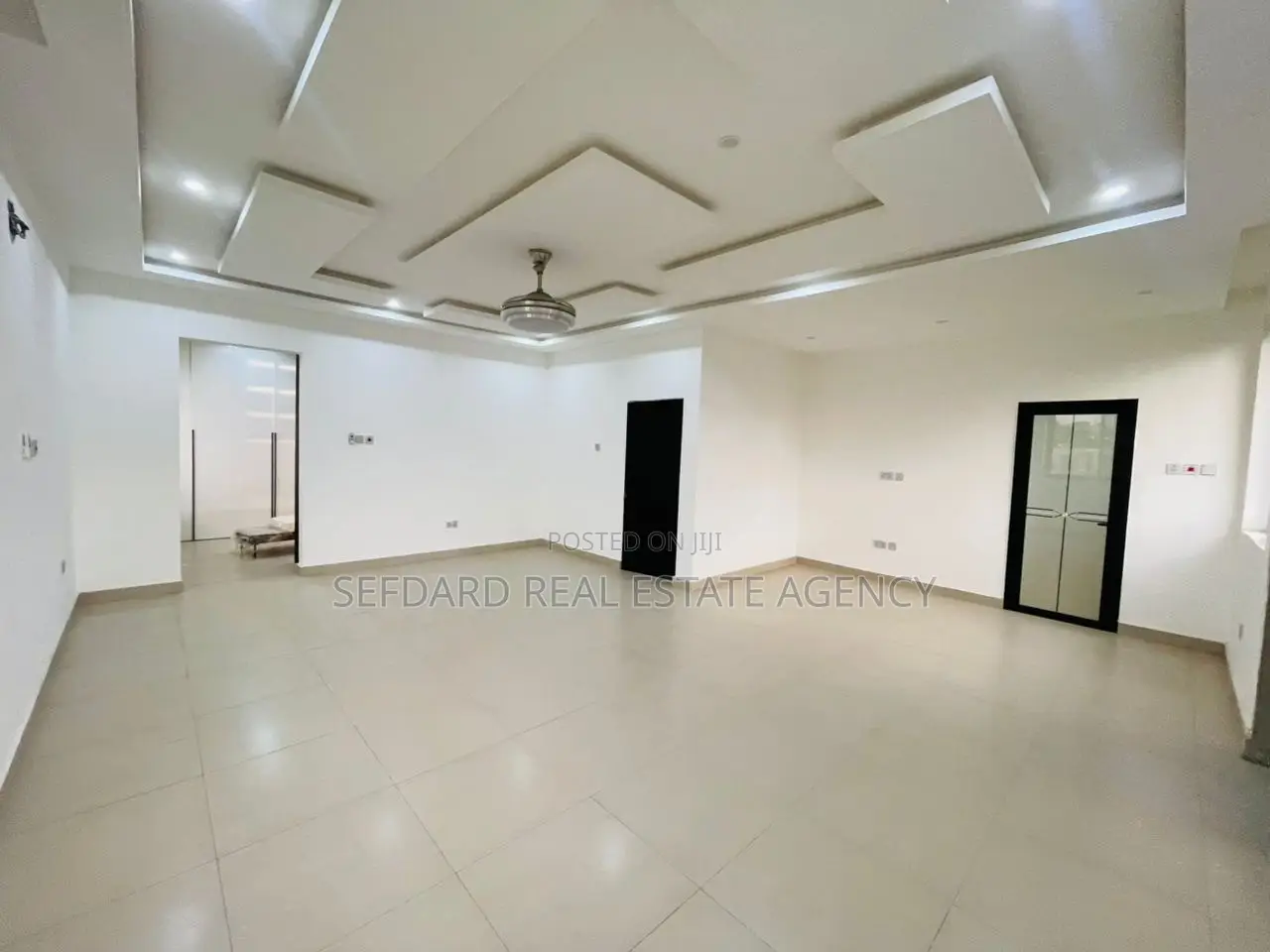 5bdrm Penthouse in Sefdard Properties, Roman Ridge for sale