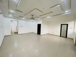 5bdrm Penthouse in Sefdard Properties, Roman Ridge for sale