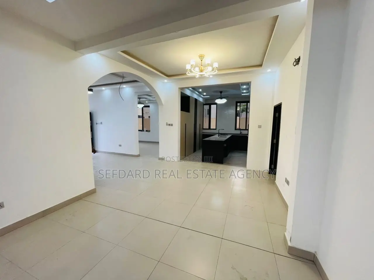 5bdrm Penthouse in Sefdard Properties, Roman Ridge for sale