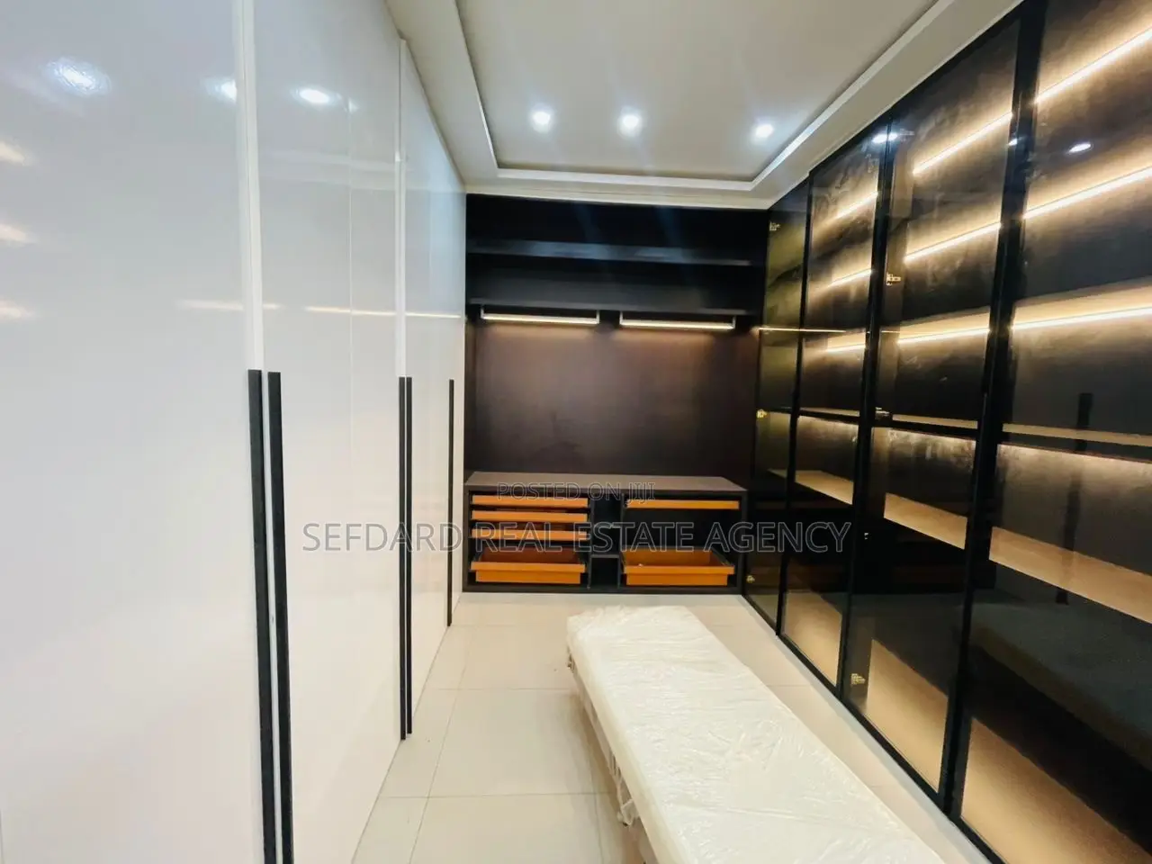 5bdrm Penthouse in Sefdard Properties, Roman Ridge for sale
