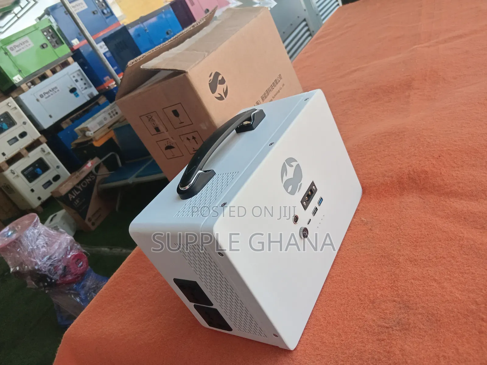 NEO EARTH Power Station Inverter – Perfect for Home and Business Use