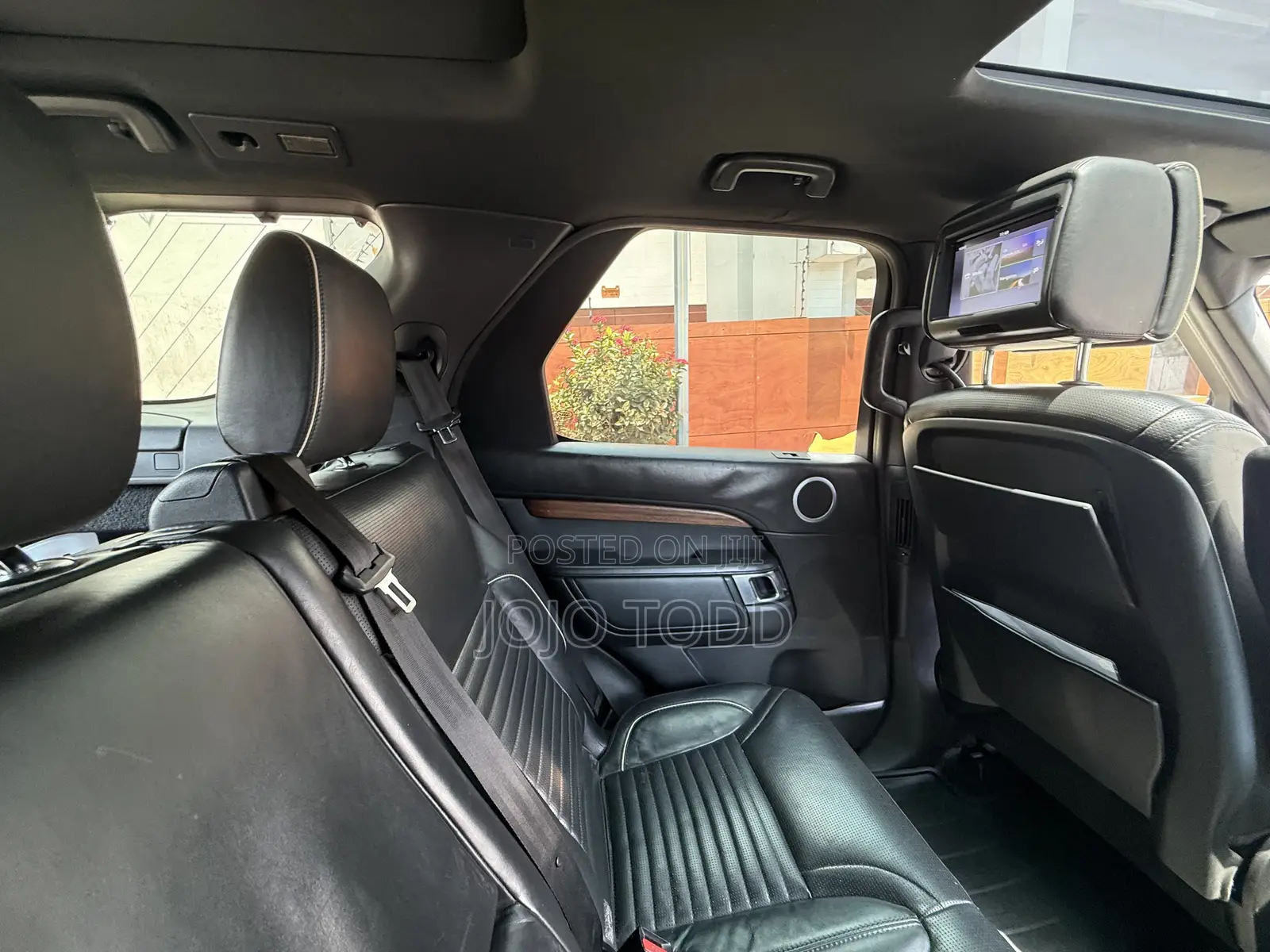 Land Rover Discovery HSE LUXURY 4x4 2018 Black