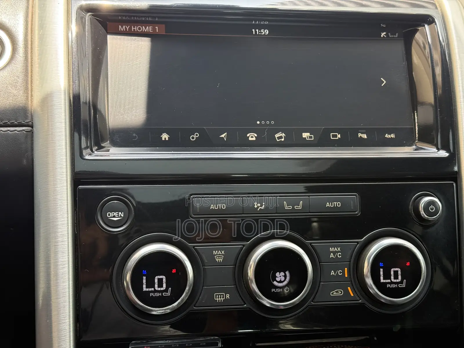 Land Rover Discovery HSE LUXURY 4x4 2018 Black