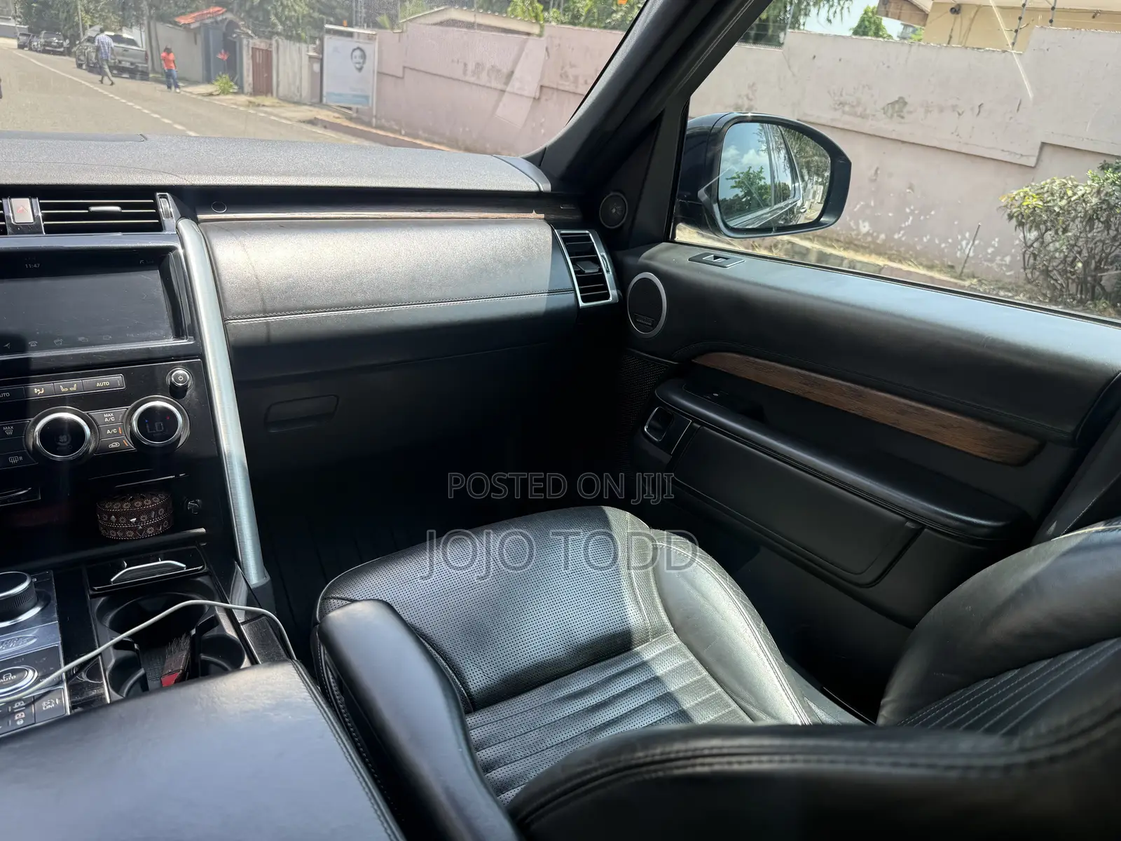 Land Rover Discovery HSE LUXURY 4x4 2018 Black