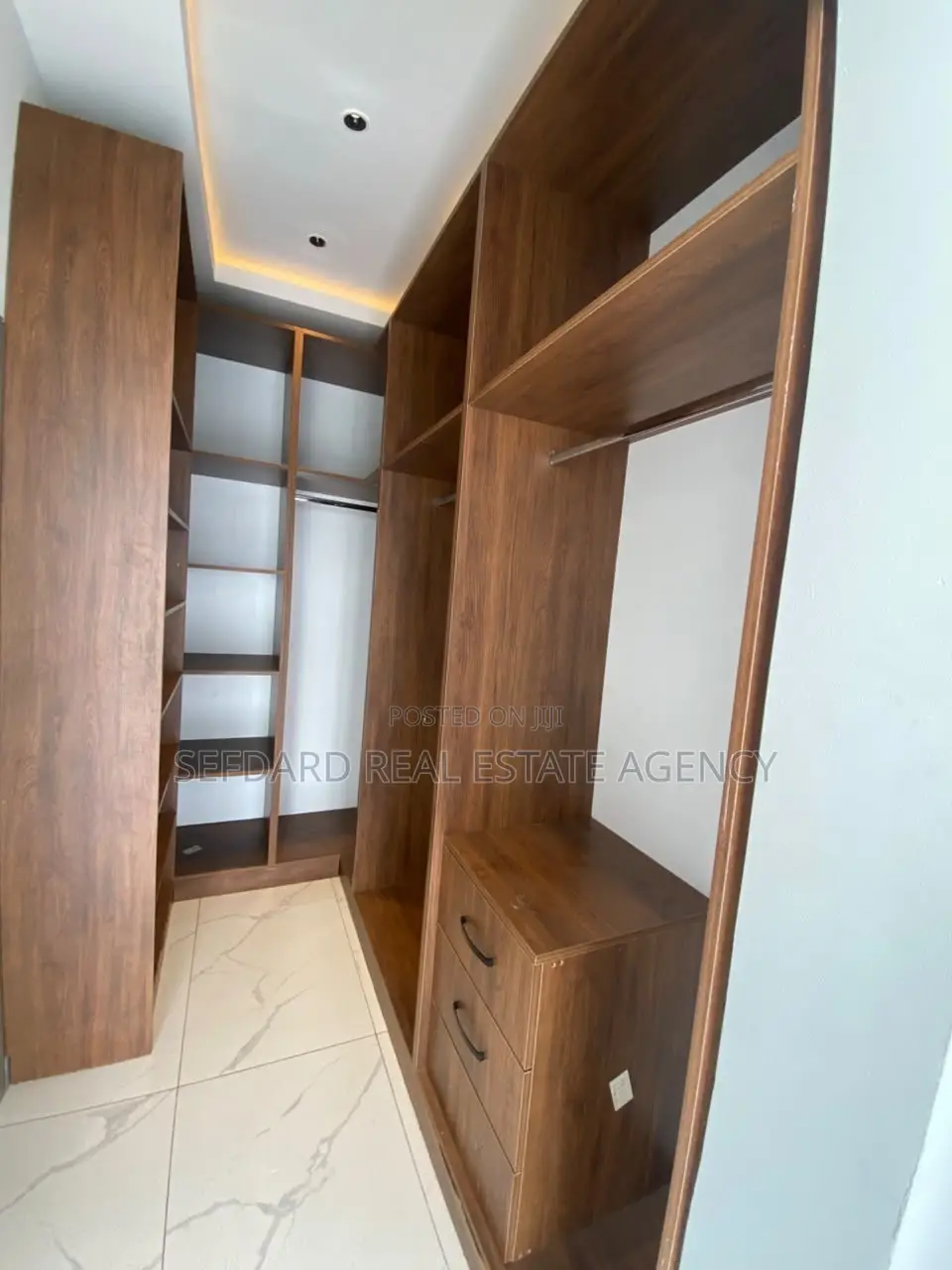 3bdrm Duplex in Sefdard Properties, East Legon for sale